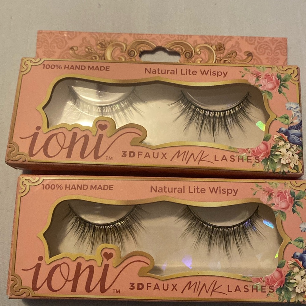 Ioni 3D Faux mink lashes ~ Natural Lite Wispy